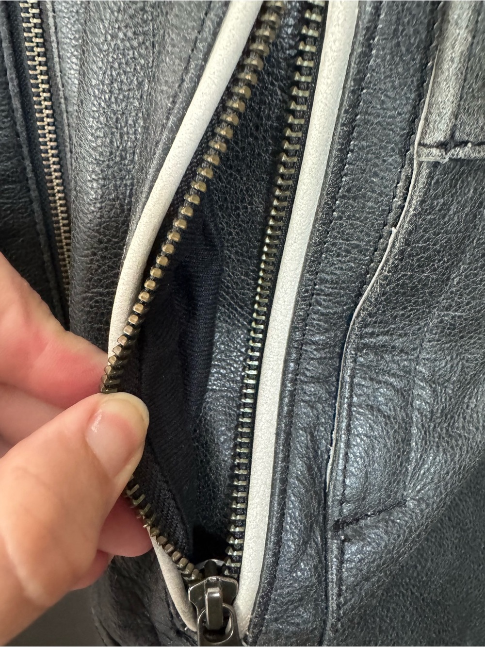 Harley-Davidson Black Cream & Orange Leather Riding Jacket - Picture 3 of 12